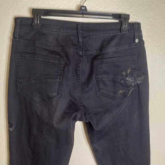 Driftwood jackie embroidered jeans black Sz 31 - Picture 6 of 11